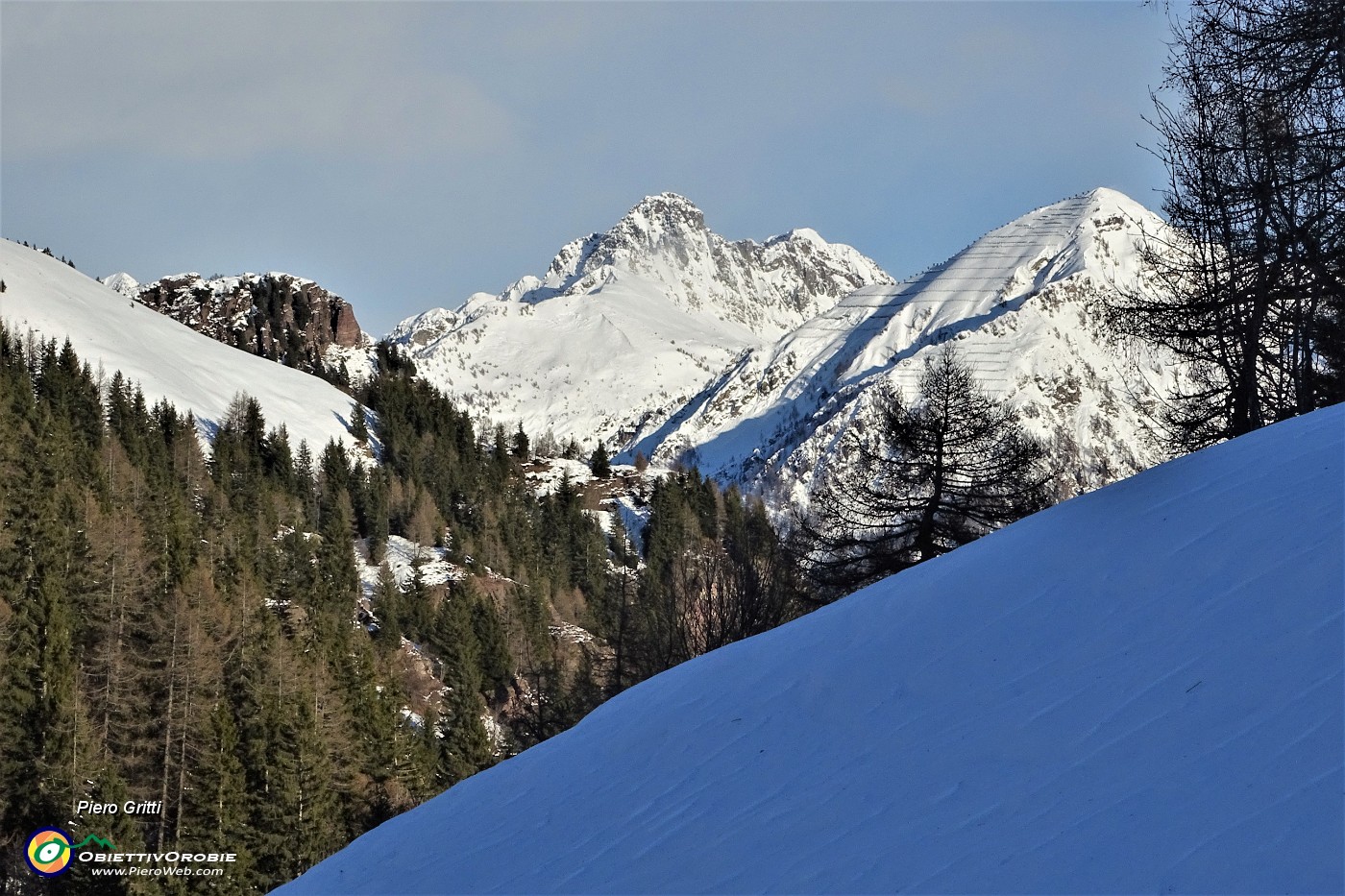 73 Zoom verso il Pizzo del Becco e il Pizzo dell'orto.JPG